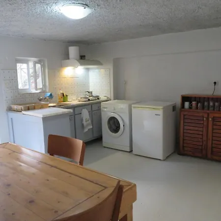דירה Perigiali House