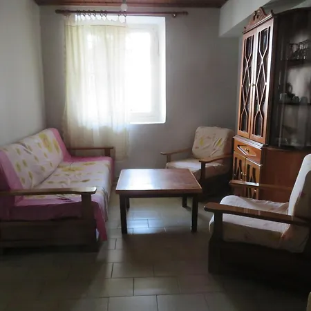 Perigiali House *